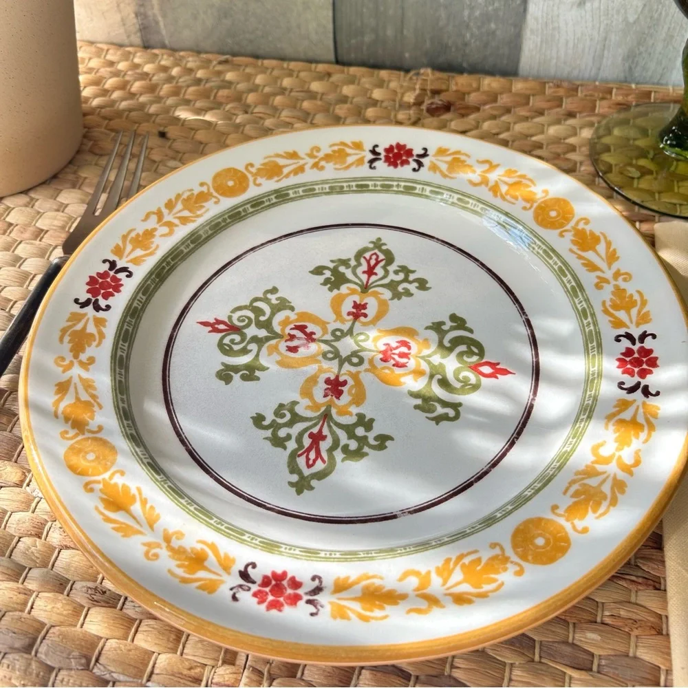 Williams Sonoma charming floral